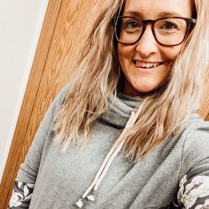 Meet your Posher, Candace